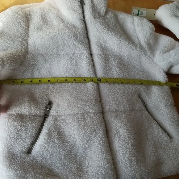 Levi's Women's Stand Collar Sherpa Puffer Jacket - Picture 6 of 12